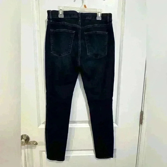 Loft Outlet Size 6 Dark wash skinny Jean - Picture 5 of 6